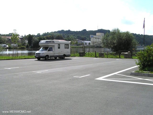 3  Segnitz Parkplatz 