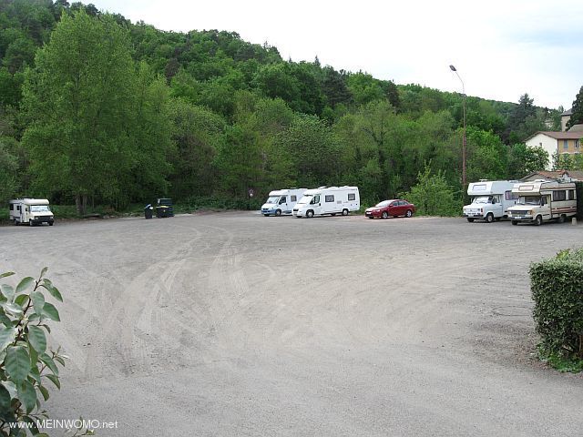  Chtel-Guyon, Parking Pr Morand (Avril 2011)