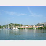  Scradin b.Sibenik - Kroatien - Dalmatien, Blick v. Boot auf den Ort