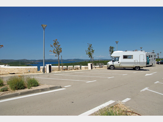  A1 Zadar Kroatien - Split vacker park