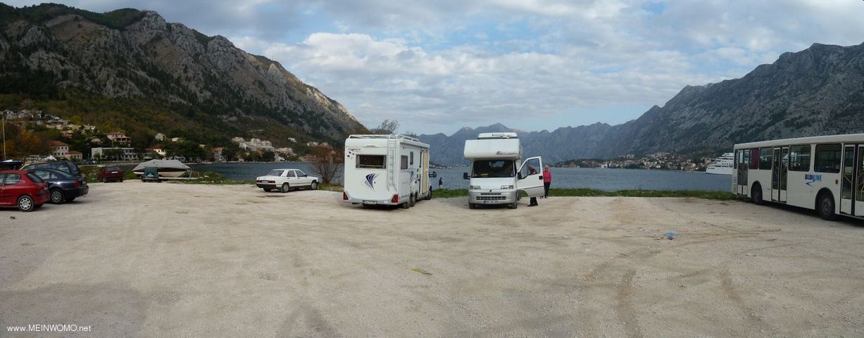  Park and overnight stay in Kotor
