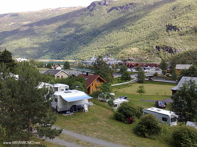  Camping Flam mooi terras systeem 