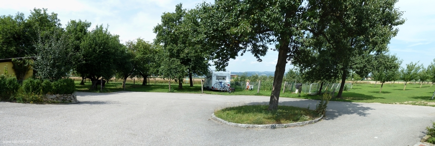  Parkeerplaats in Naarn