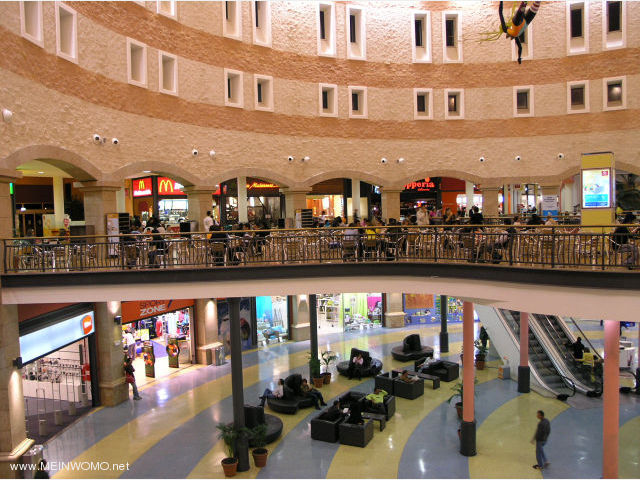  Montijo Shopping Mall