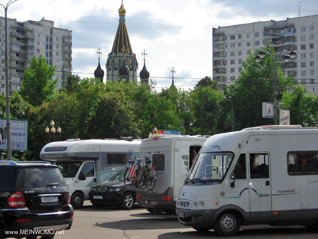 Der Stellplatz in Moskau am Sokolniki-Park