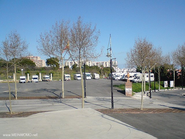Mehrzweckplatz Benalmdena-Costa, neben dem Park 'La Paloma' (9.3.2010)